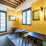 Hostel Carlota Braun *