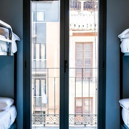 Hostel Carlota Braun
