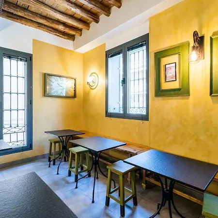 Hostel Carlota Braun *